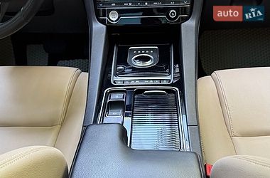 Позашляховик / Кросовер Jaguar F-Pace 2019 в Тернополі