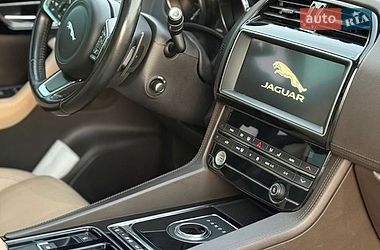 Внедорожник / Кроссовер Jaguar F-Pace 2018 в Киеве