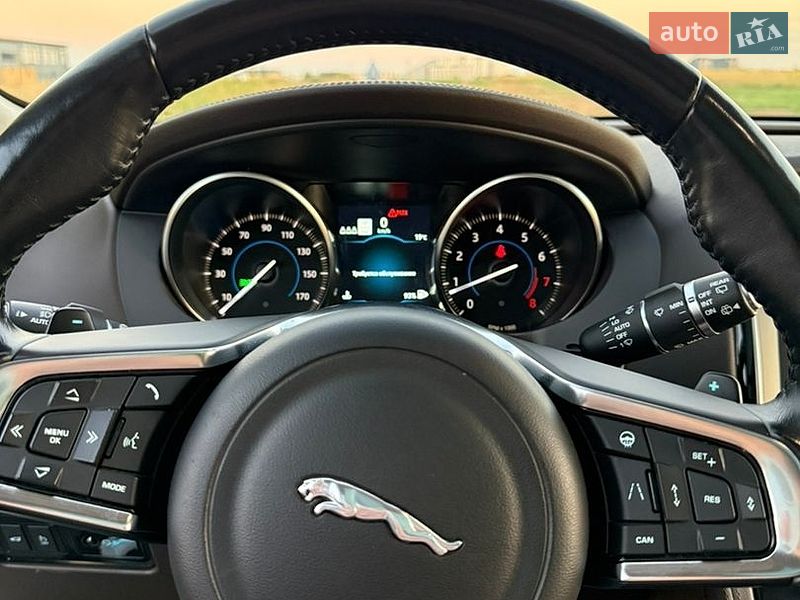Внедорожник / Кроссовер Jaguar F-Pace 2018 в Киеве