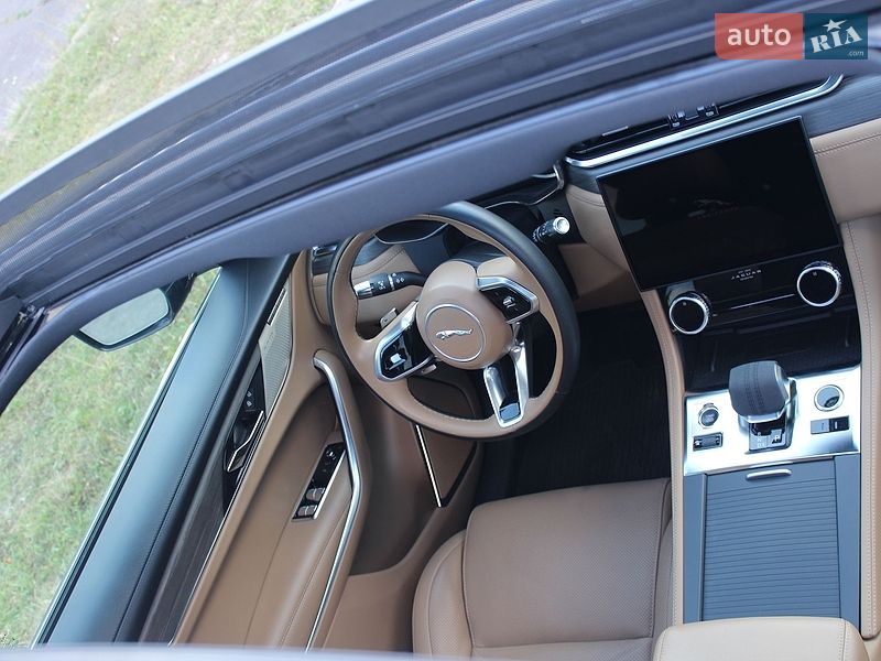 Позашляховик / Кросовер Jaguar F-Pace 2022 в Рівному фото 13 Позашляховик / Кросовер Jaguar F-Pace 2022 в Рівному
