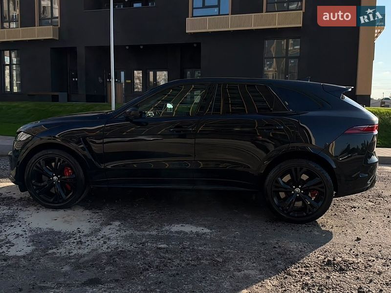 Внедорожник / Кроссовер Jaguar F-Pace 2024 в Киеве