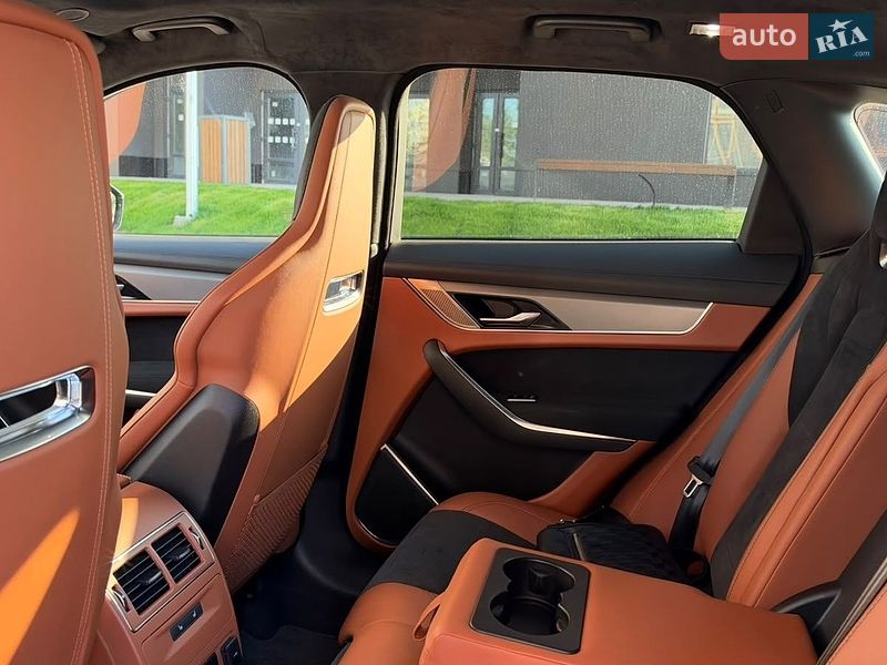 Внедорожник / Кроссовер Jaguar F-Pace 2024 в Киеве