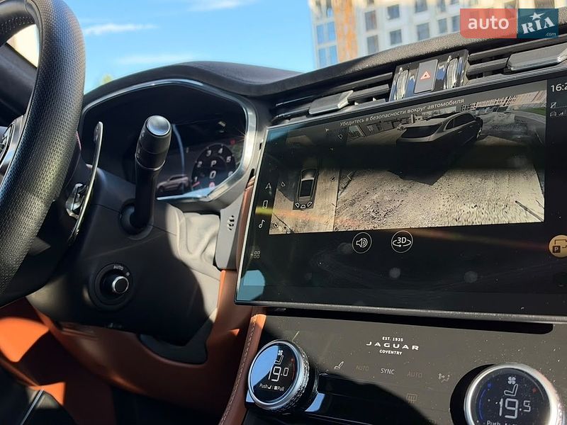 Внедорожник / Кроссовер Jaguar F-Pace 2024 в Киеве