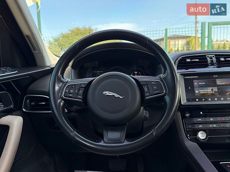 Внедорожник / Кроссовер Jaguar F-Pace 2016 в Коломые