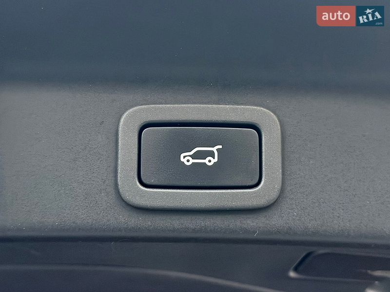 Позашляховик / Кросовер Jaguar F-Pace 2016 в Києві