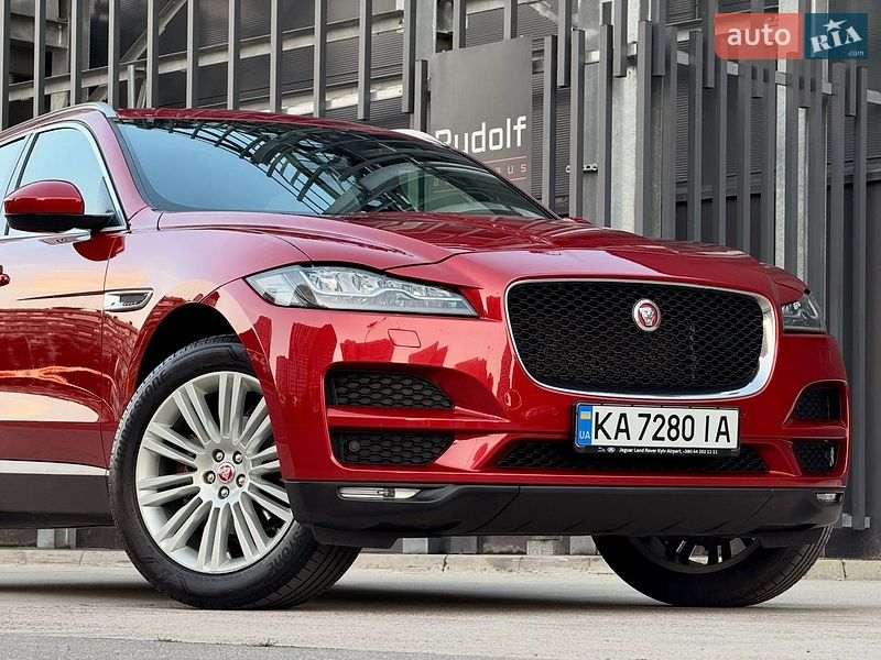 Позашляховик / Кросовер Jaguar F-Pace 2016 в Києві