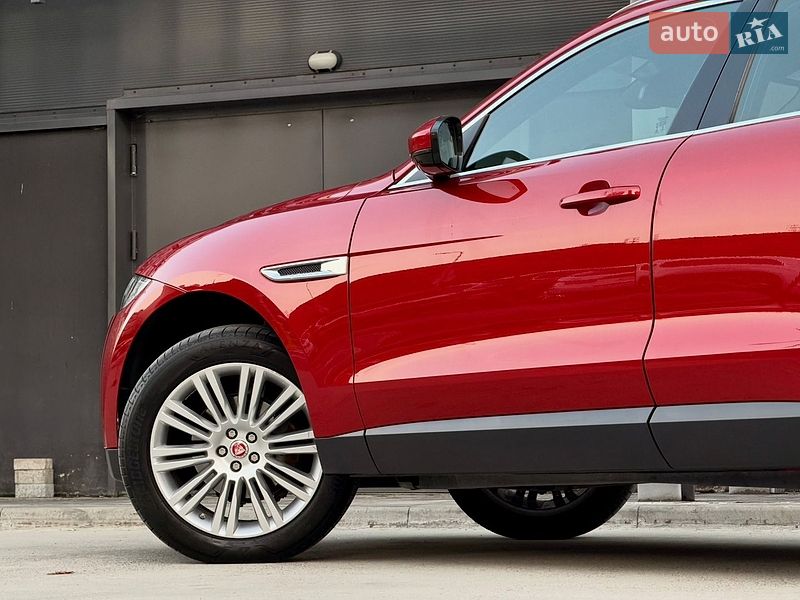 Позашляховик / Кросовер Jaguar F-Pace 2016 в Києві