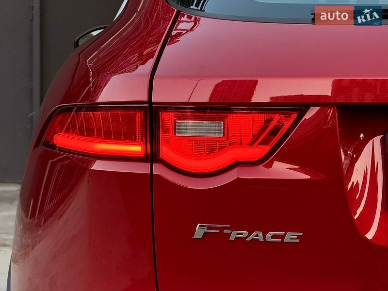 Позашляховик / Кросовер Jaguar F-Pace 2016 в Києві