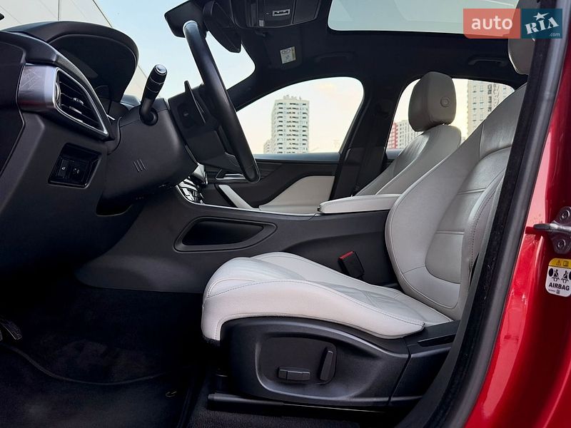 Позашляховик / Кросовер Jaguar F-Pace 2016 в Києві
