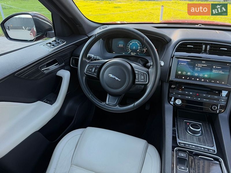 Позашляховик / Кросовер Jaguar F-Pace 2016 в Києві