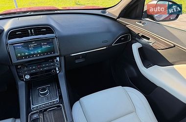 Позашляховик / Кросовер Jaguar F-Pace 2016 в Києві