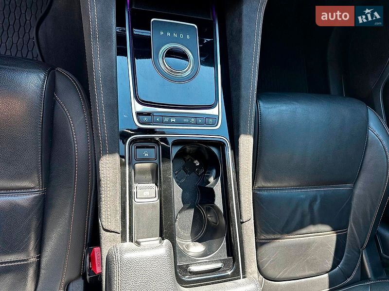 Внедорожник / Кроссовер Jaguar F-Pace 2016 в Одессе