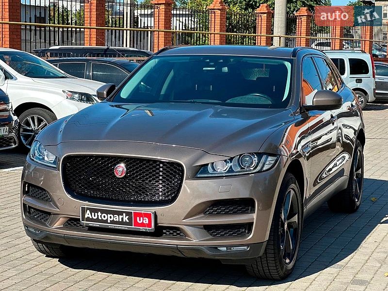 Jaguar F-Pace 2016
