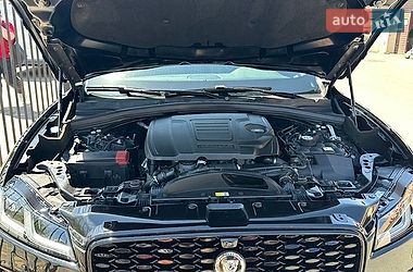 Позашляховик / Кросовер Jaguar F-Pace 2023 в Києві
