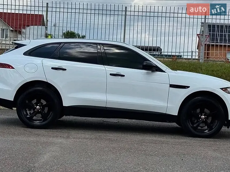 Jaguar F-Pace 2017