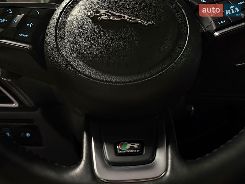 Внедорожник / Кроссовер Jaguar F-Pace 2017 в Киеве
