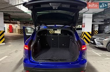 Внедорожник / Кроссовер Jaguar F-Pace 2017 в Киеве