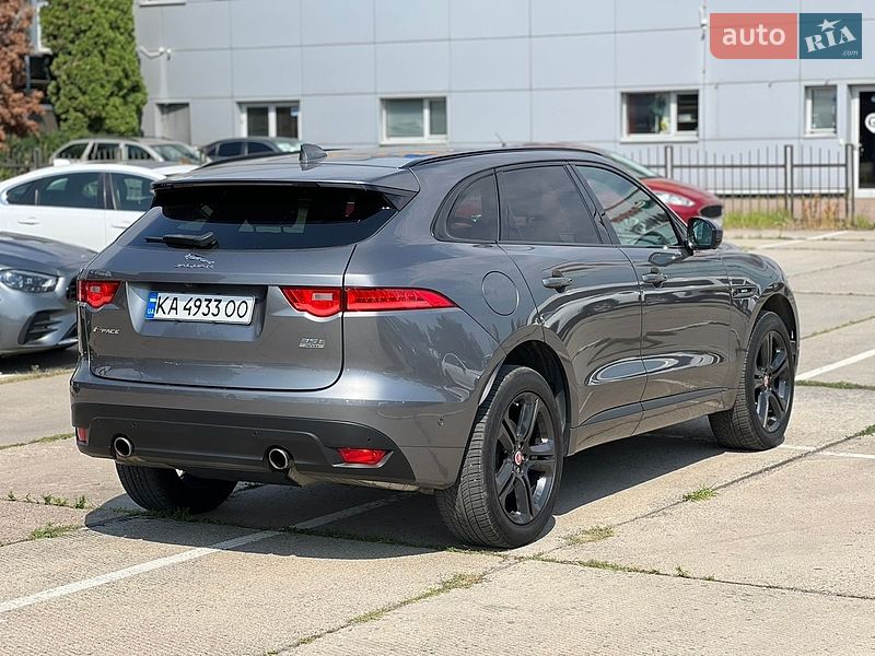 Внедорожник / Кроссовер Jaguar F-Pace 2016 в Киеве