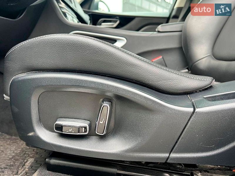 Позашляховик / Кросовер Jaguar F-Pace 2017 в Львові