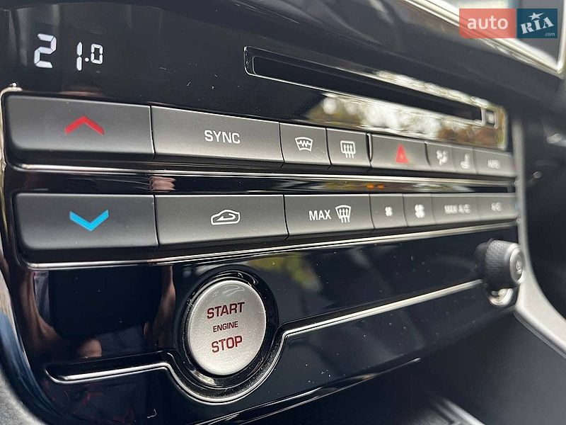 Позашляховик / Кросовер Jaguar F-Pace 2016 в Києві фото 16 Позашляховик / Кросовер Jaguar F-Pace 2016 в Києві