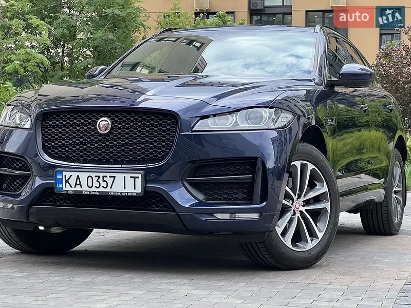 Jaguar F-Pace