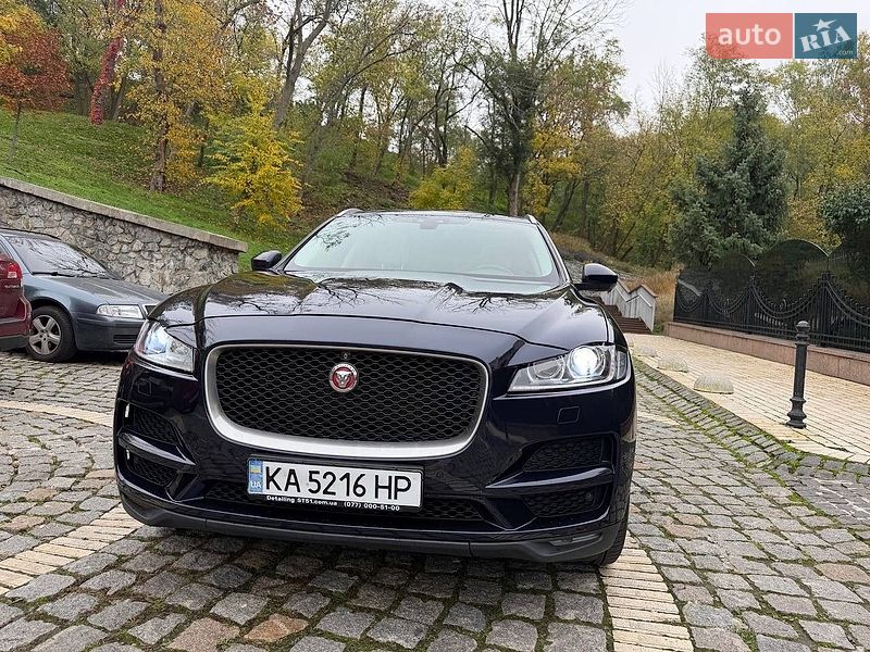 Внедорожник / Кроссовер Jaguar F-Pace 2016 в Киеве