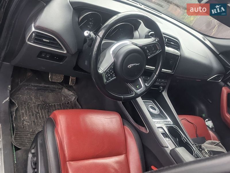 Внедорожник / Кроссовер Jaguar F-Pace 2016 в Вышгороде