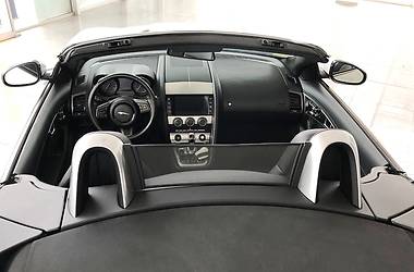 Кабриолет Jaguar F-Type 2014 в 