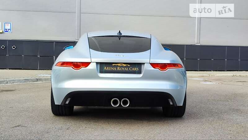 Купе Jaguar F-Type 2016 в Киеве
