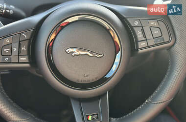 Купе Jaguar F-Type 2021 в 