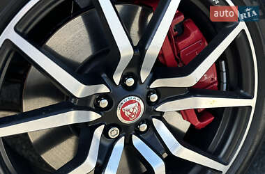 Купе Jaguar F-Type 2021 в 
