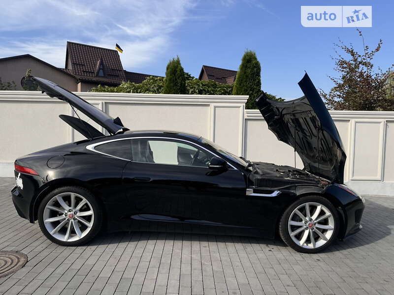 Купе Jaguar F-Type 2016 в 