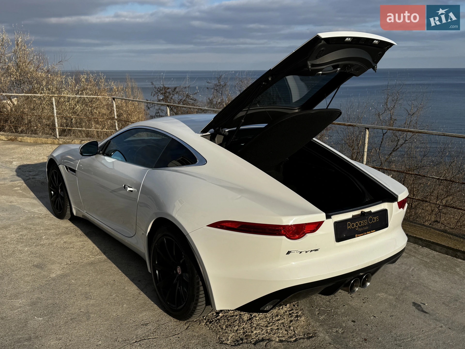 2016 Jaguar F-Type - мініатюра 18