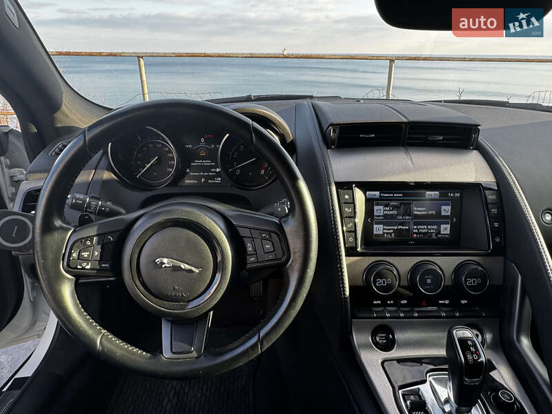 Купе Jaguar F-Type 2016 в Одесі
