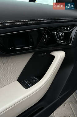 Купе Jaguar F-Type 2020 в 