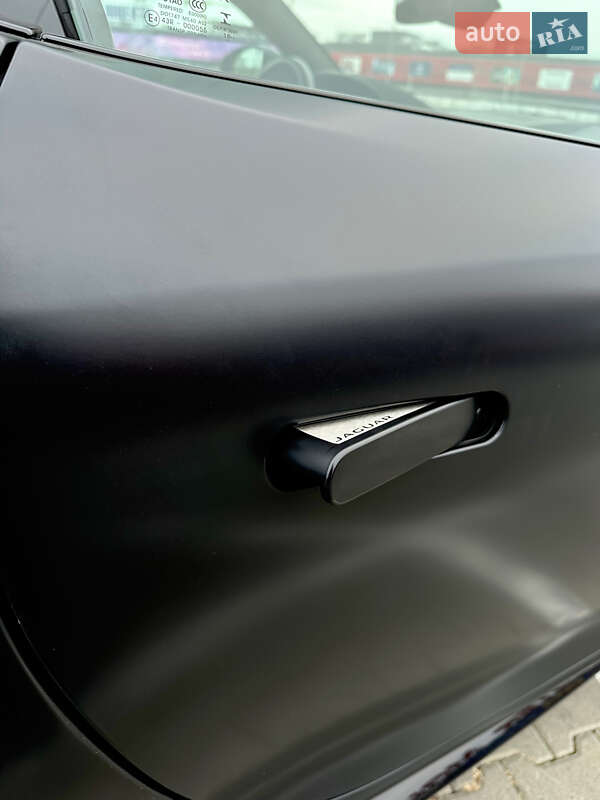 Купе Jaguar F-Type 2020 в Киеве