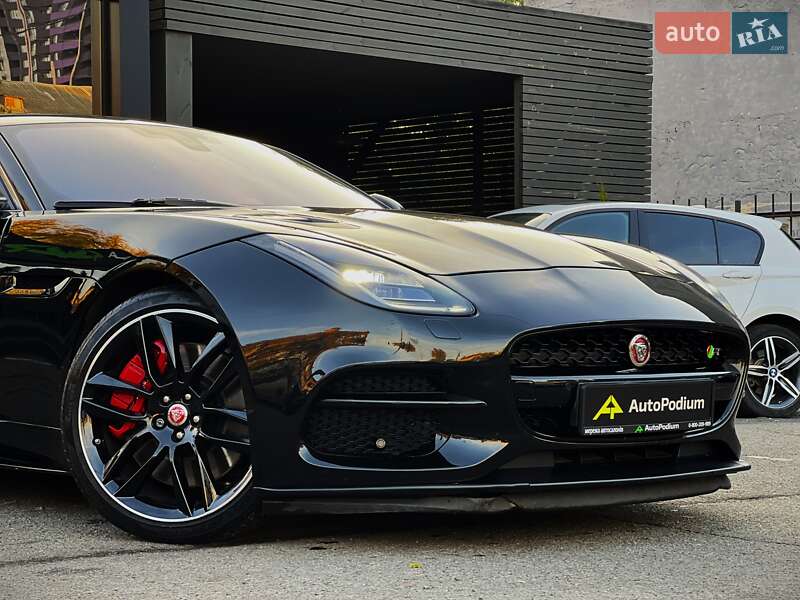 Купе Jaguar F-Type 2016 в 