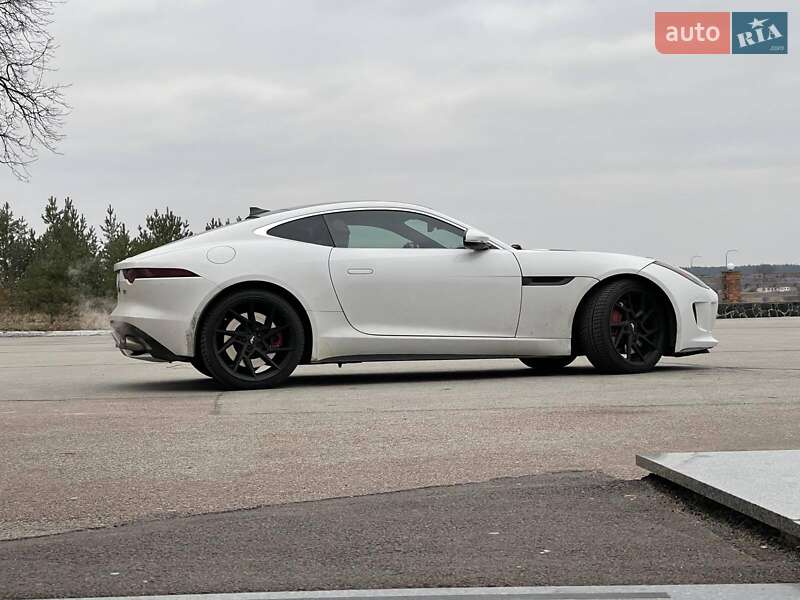 Купе Jaguar F-Type 2015 в Киеве
