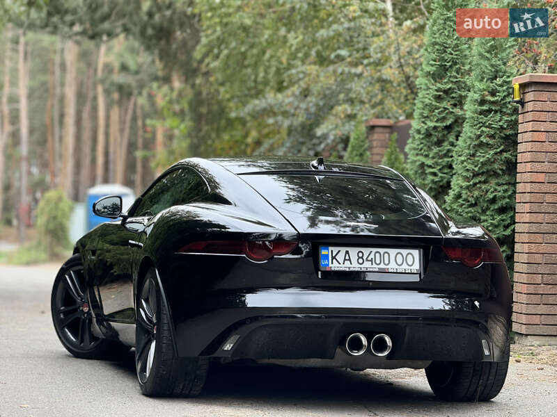 Купе Jaguar F-Type 2015 в Киеве