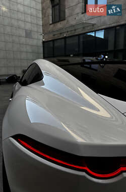 Купе Jaguar F-Type 2016 в 