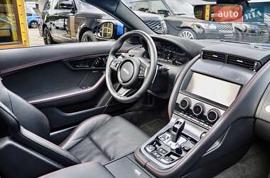 Кабриолет Jaguar F-Type 2020 в 
