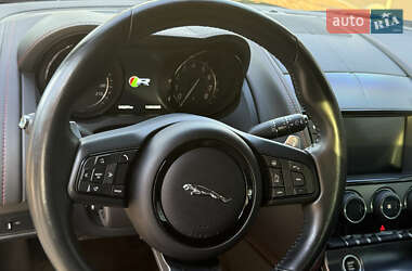 Купе Jaguar F-Type 2017 в 