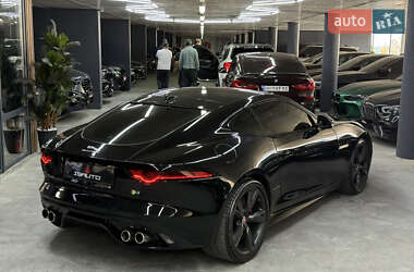 Купе Jaguar F-Type 2017 в 