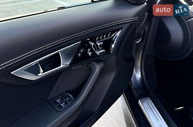 Купе Jaguar F-Type 2015 в 