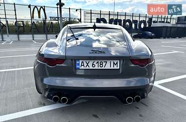 Купе Jaguar F-Type 2015 в 