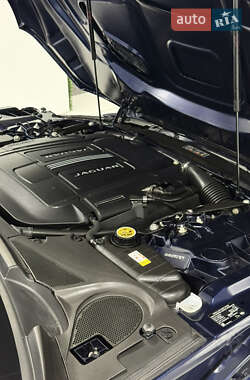 Купе Jaguar F-Type 2022 в 