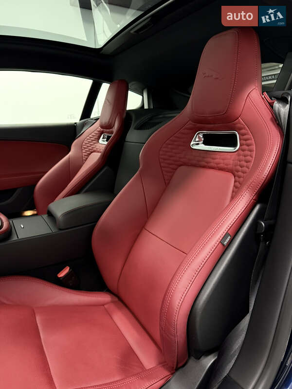 Купе Jaguar F-Type 2022 в Одесі