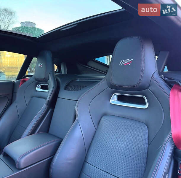 Купе Jaguar F-Type 2019 в Киеве фото 13 Купе Jaguar F-Type 2019 в Киеве