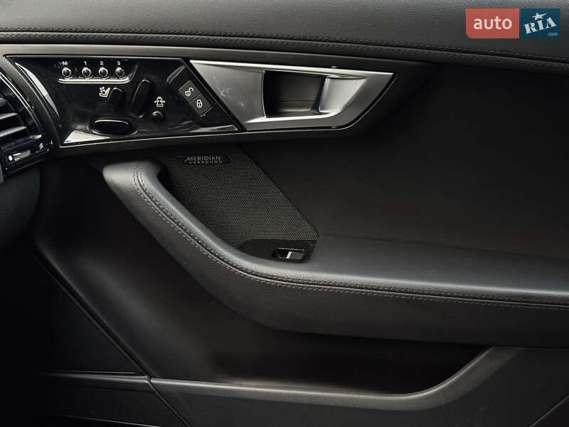 Купе Jaguar F-Type 2015 в Киеве фото 33 Купе Jaguar F-Type 2015 в Киеве