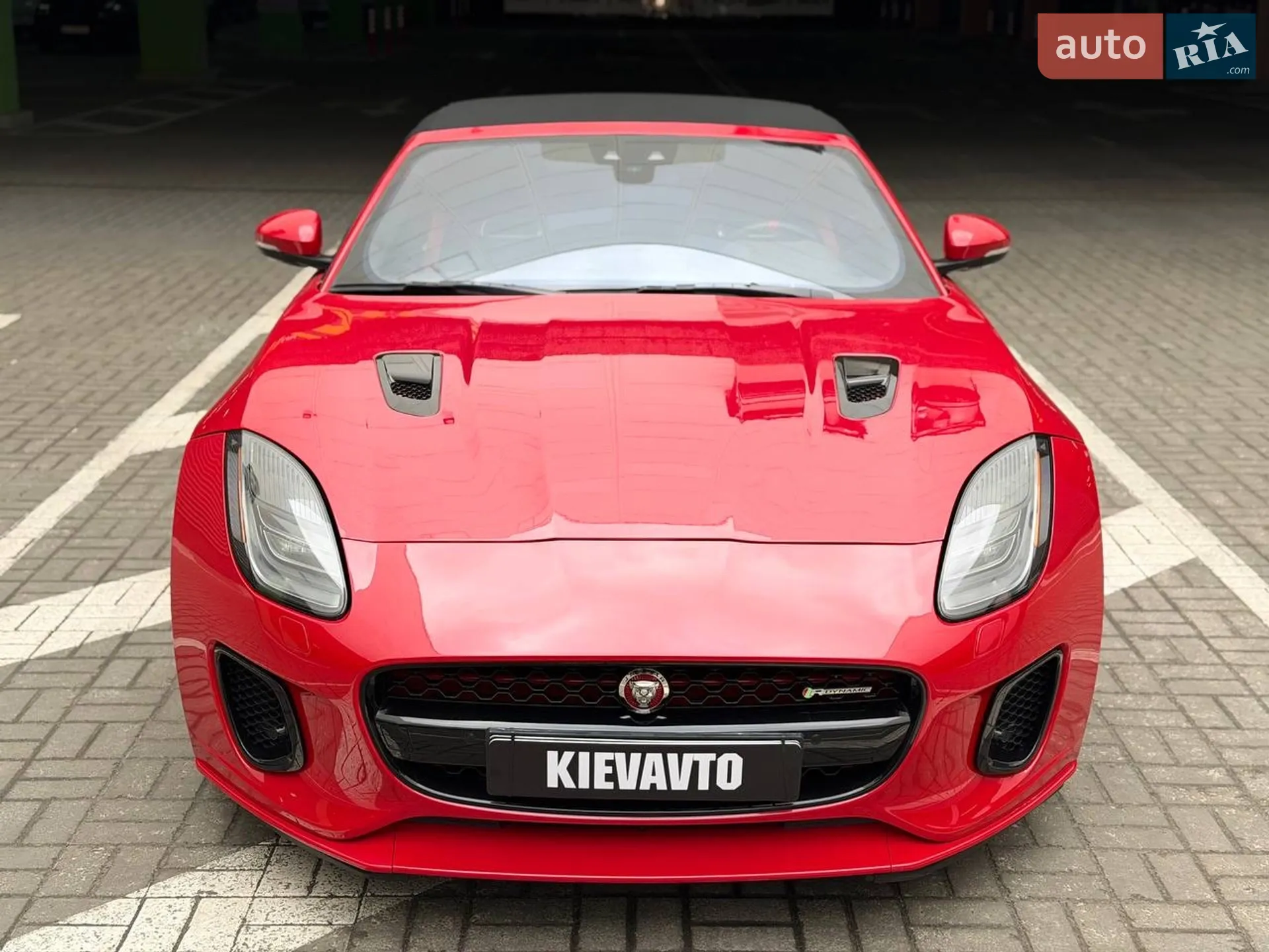 2019 Jaguar F-Type - мініатюра 3